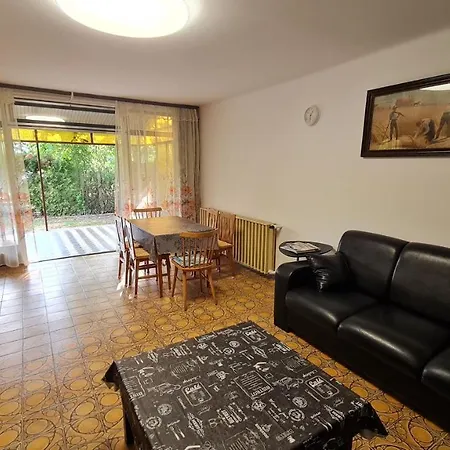 Сasa de vacaciones Ibolyaház Zamárdi